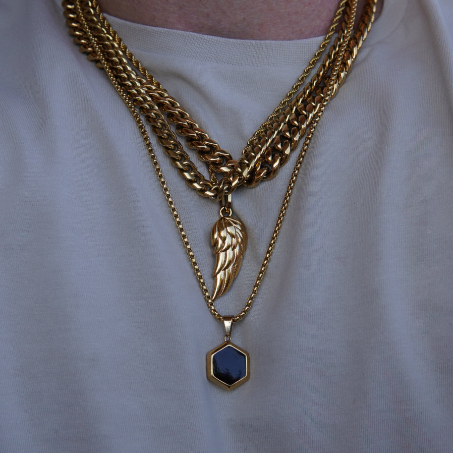 Onyx Pendant (Gold)