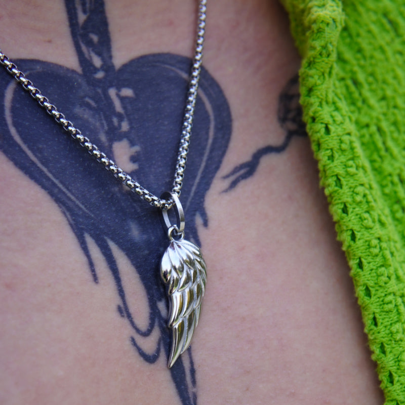 Necklaces With Angel Wings