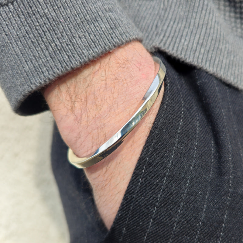 Minimal bracelet Silvertone